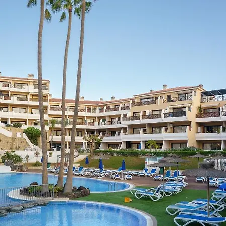 Forest Flat - Big Heated Pool, Terrace, Tv Channels Apartmán *