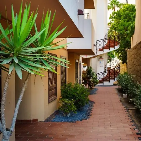 Apartmán Forest Flat - Big Heated Pool, Terrace, Tv Channels