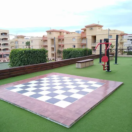 Forest Flat - Big Heated Pool, Terrace, Tv Channels Apartmán