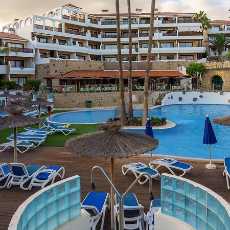 Apartmán Forest Flat - Big Heated Pool, Terrace, Tv Channels