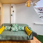 Forest Flat - Big Heated Pool, Terrace, Tv Channels Apartamento *