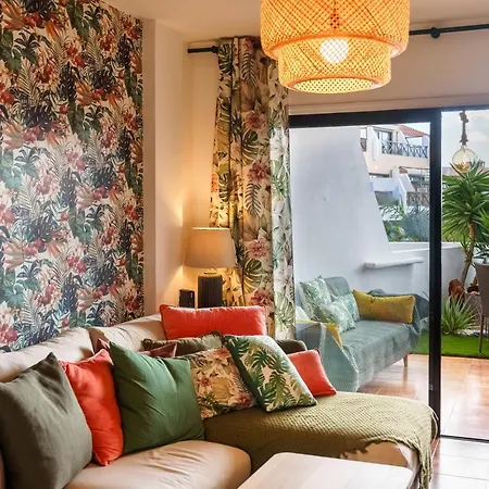 Forest Flat - Big Heated Pool, Terrace, Tv Channels Appartement *