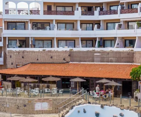 Forest Flat - Big Heated Pool, Terrace, Tv Channels דירה סן מיגל דה אבונה